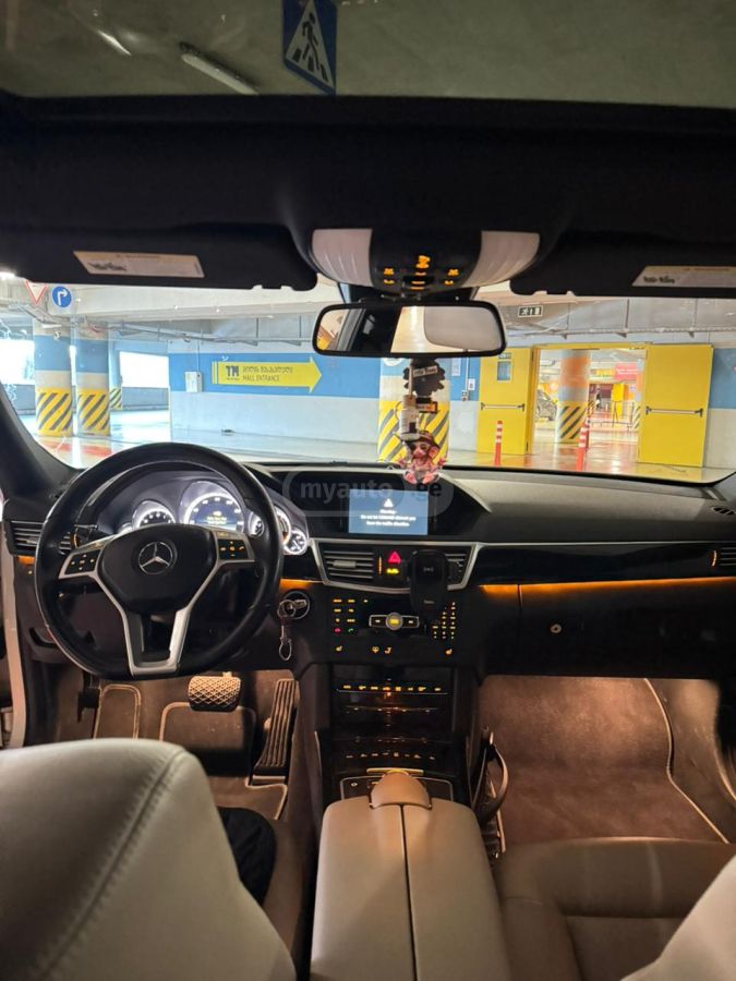 Mercedes-Benz E 350 2013 — photo 2