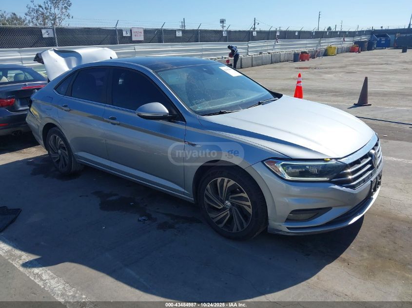 Volkswagen Jetta 2021 — photo 2