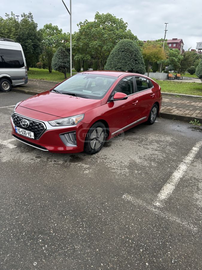 Hyundai Ioniq 2021 — photo 2