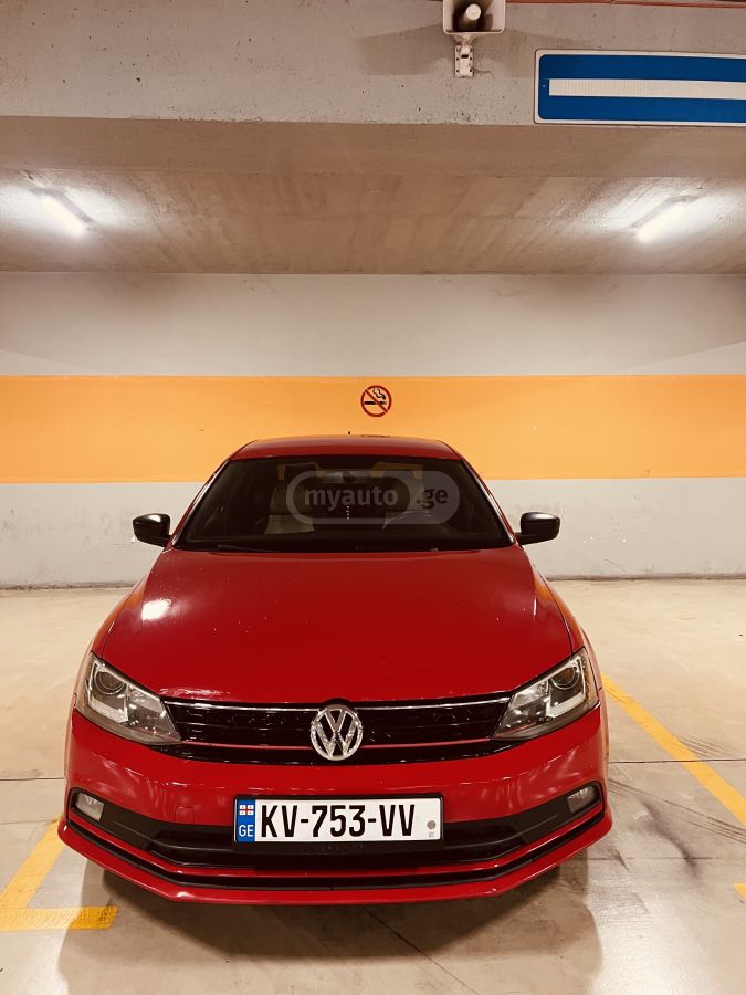 Volkswagen Jetta 2017 — photo 2