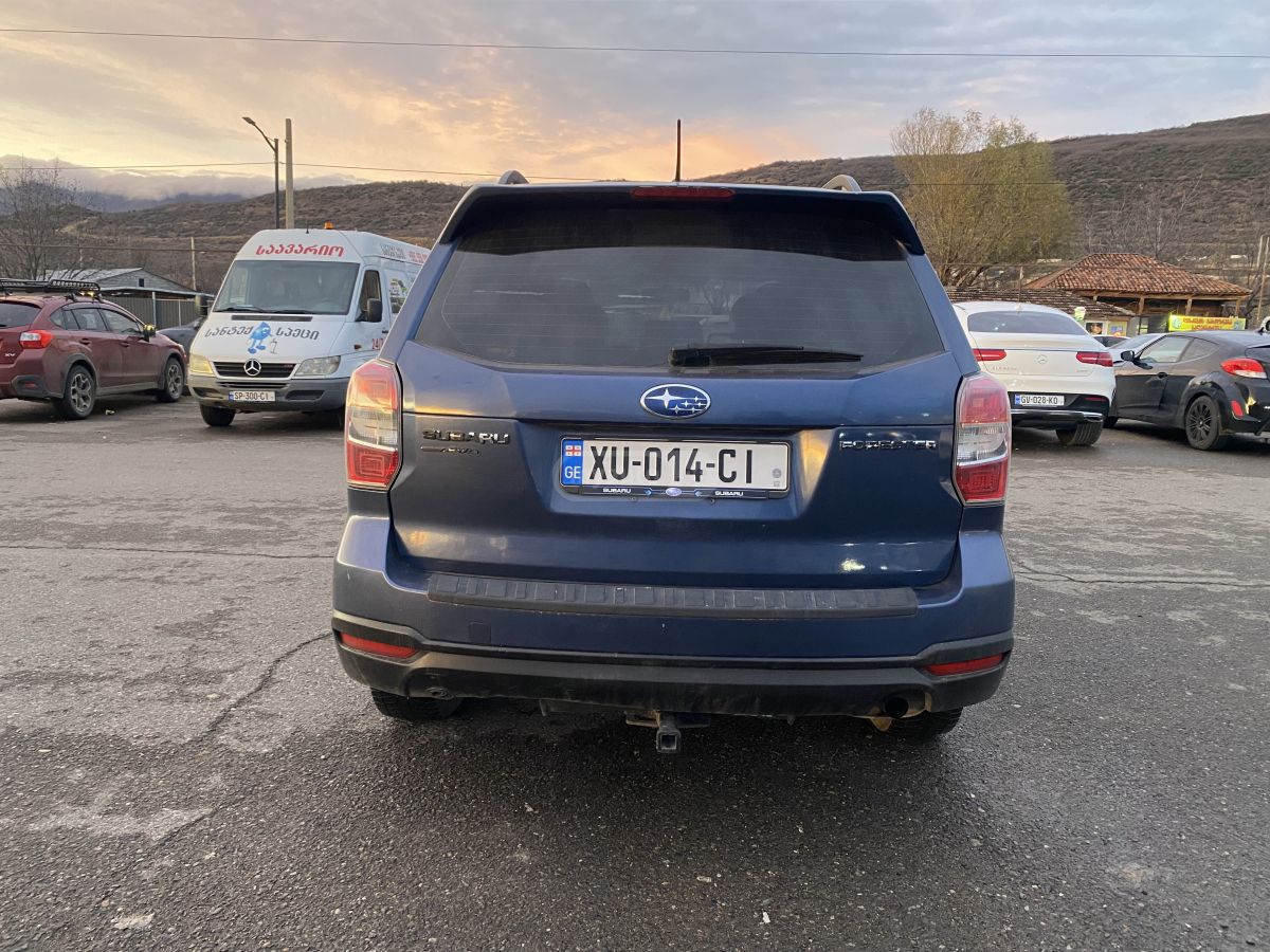 Subaru Forester 2013 — photo 2