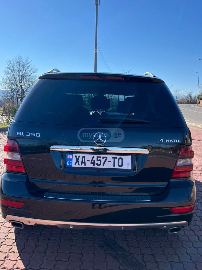 Mercedes-Benz ML 350 2011 — photo 2