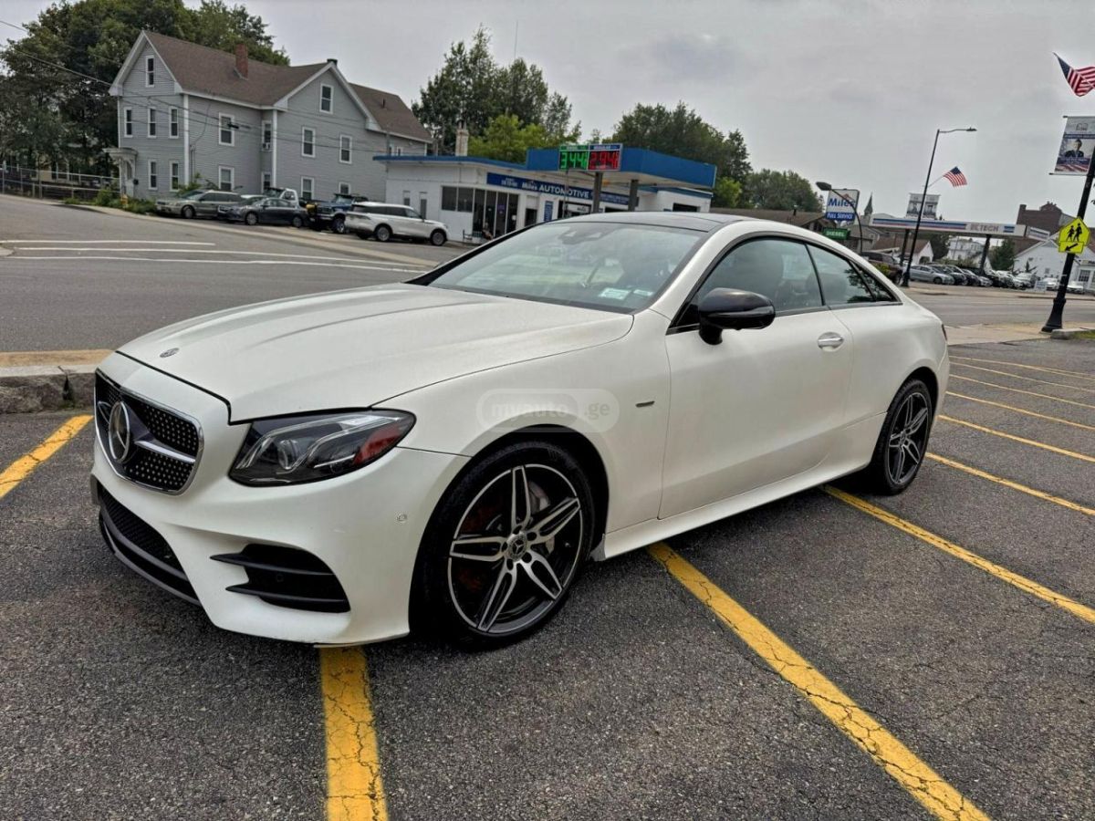 Mercedes-Benz E 400 2018 — photo 2