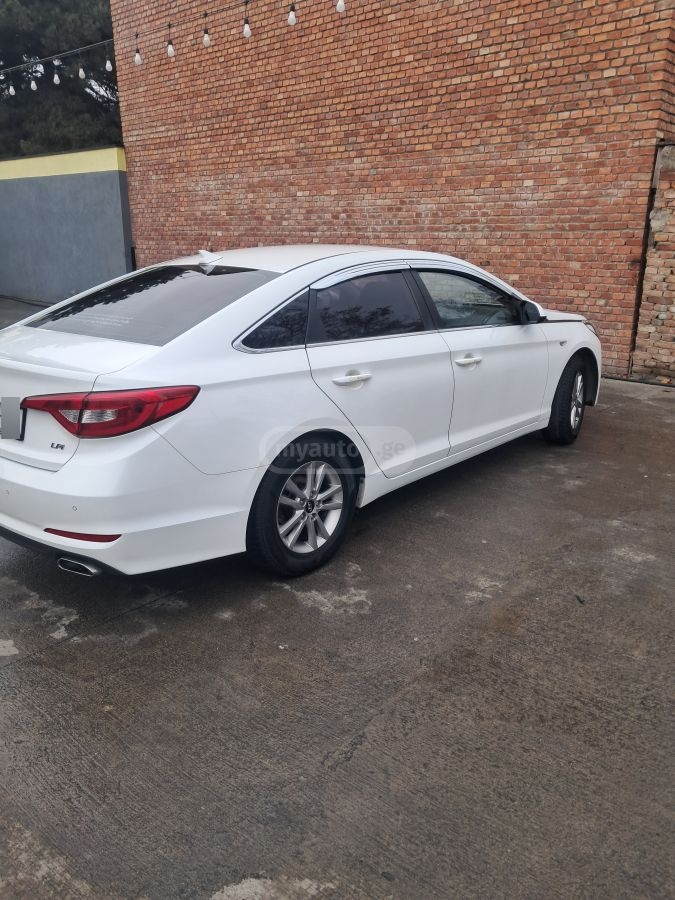 Hyundai Sonata 2016 — photo 2
