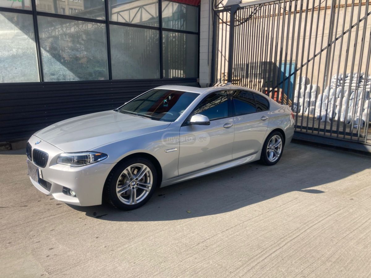 BMW 528 2016 — photo 2