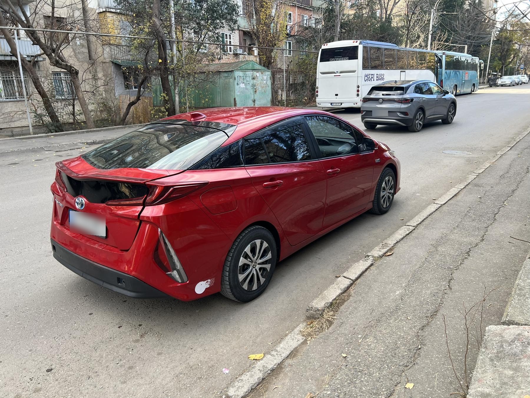 Toyota Prius 2021 — photo 2