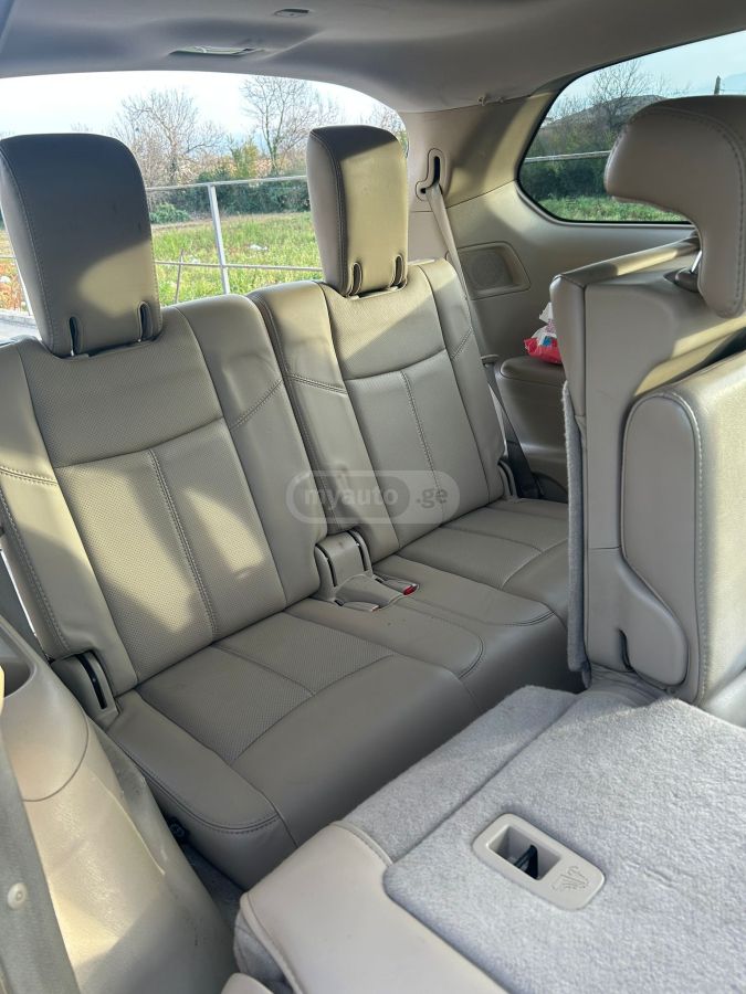 Nissan Pathfinder 2013 — photo 2