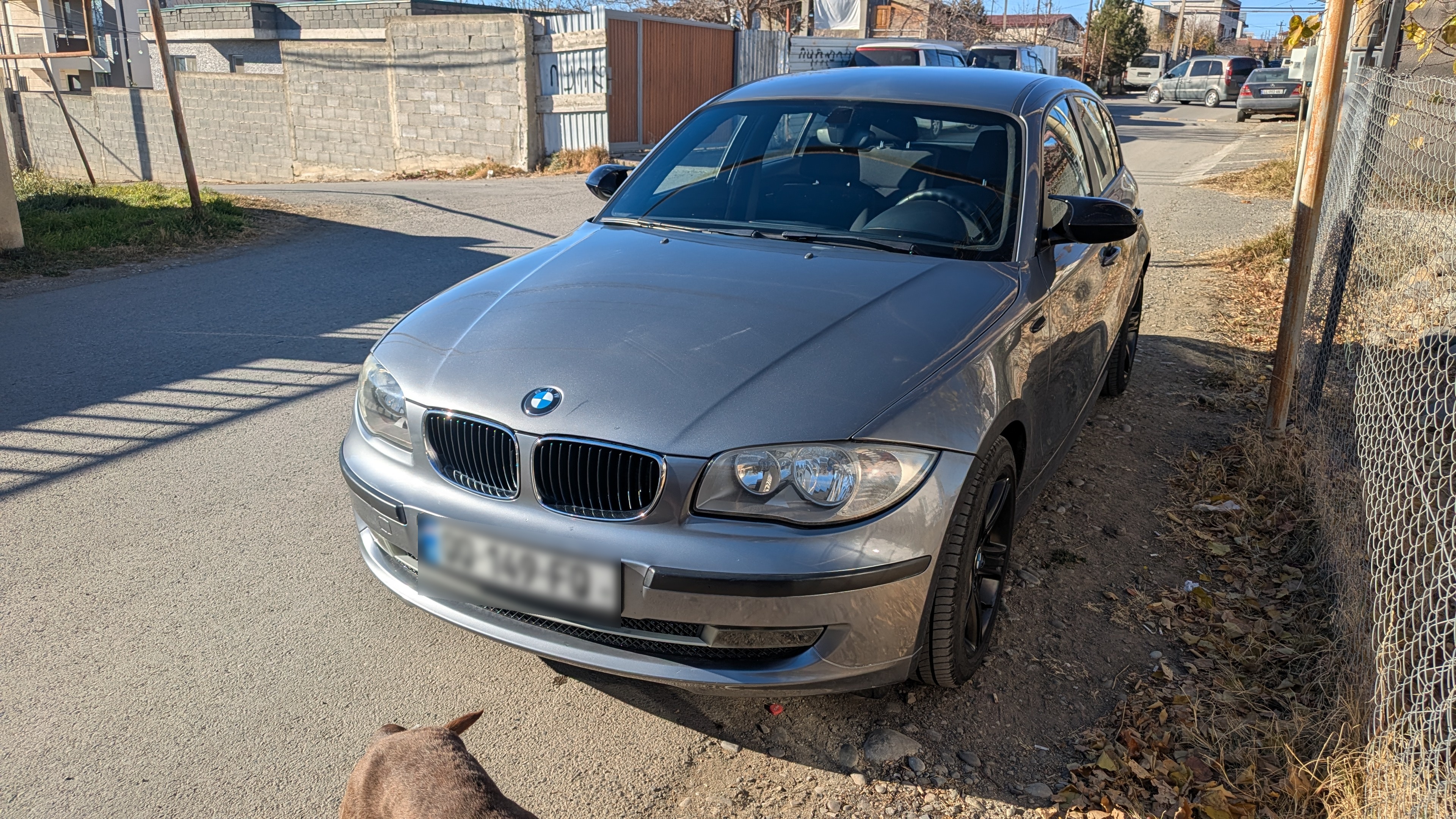 BMW 118 2009 — photo 2