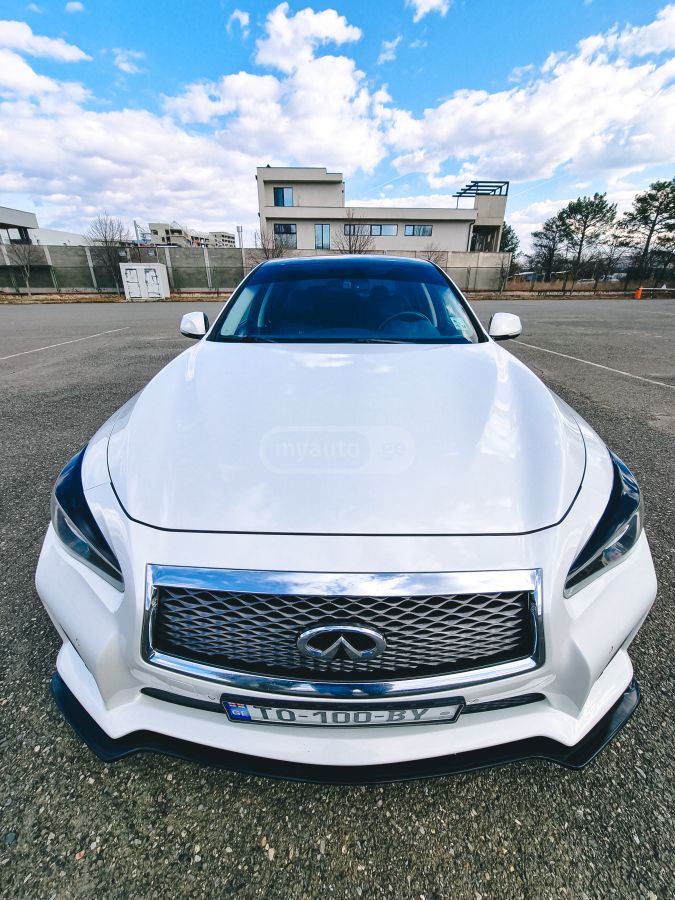 Infiniti Q 50