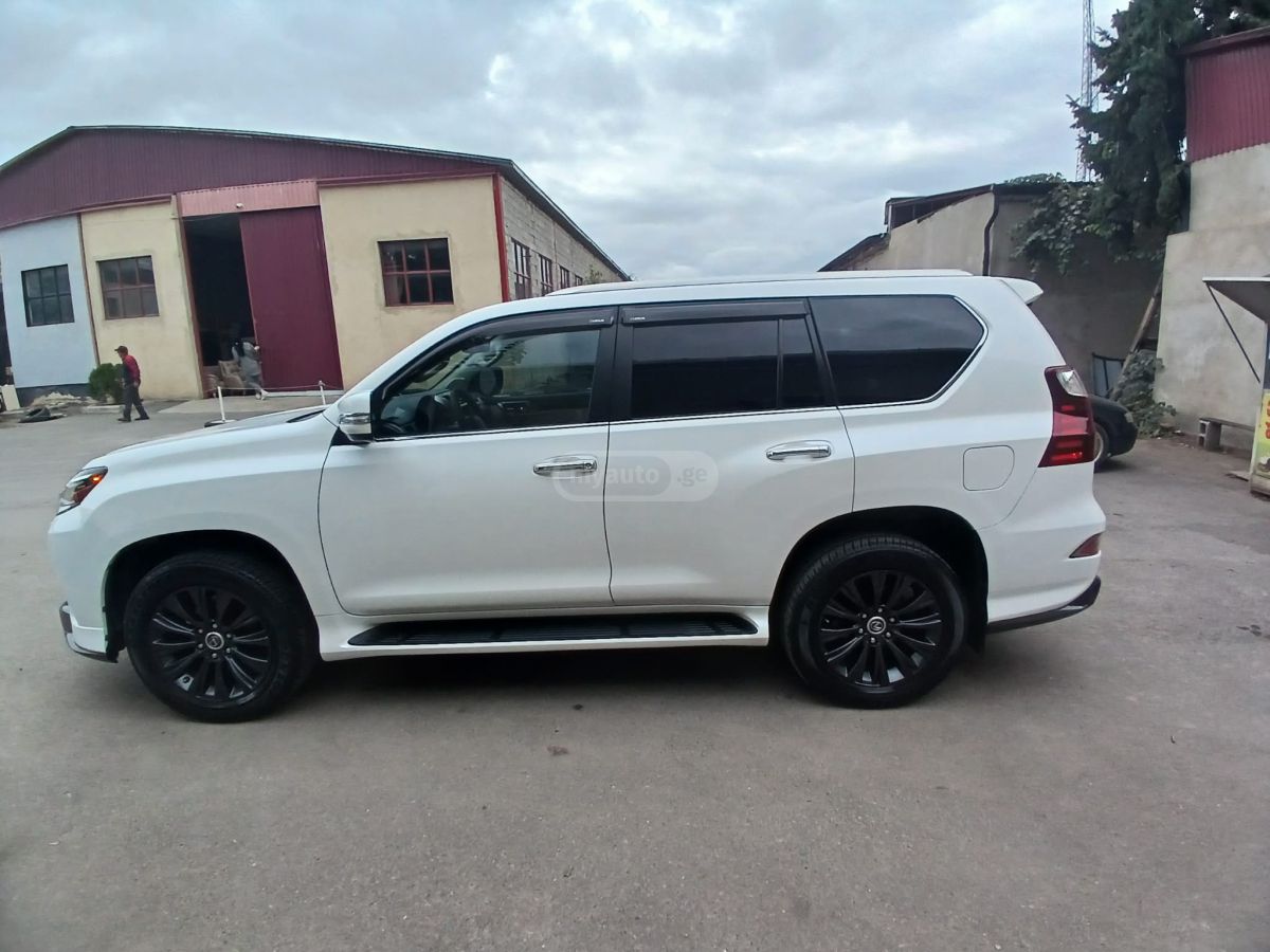 Lexus GX 460 2021 — photo 2