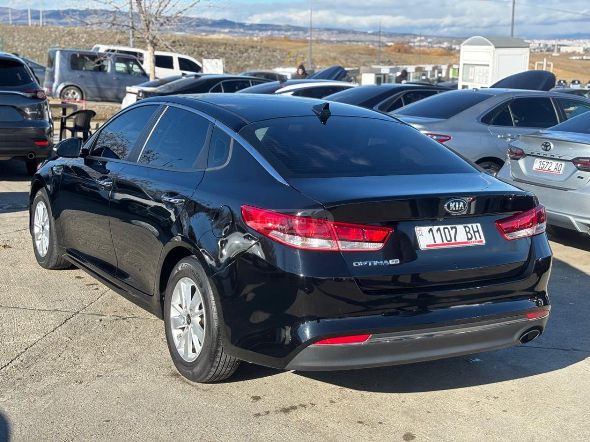 Kia Optima 2016 — photo 2