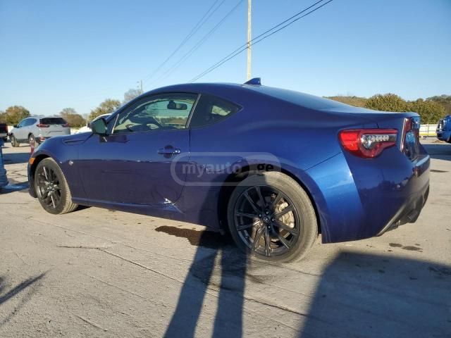 Toyota GT 86 2017 — photo 2