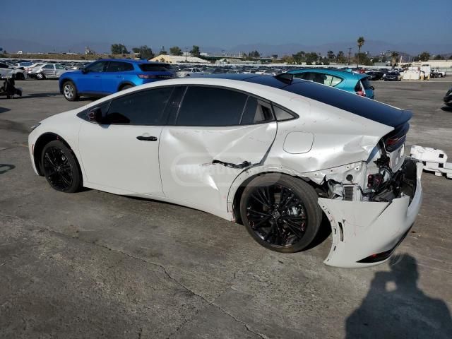 Toyota Prius 2025 — photo 2