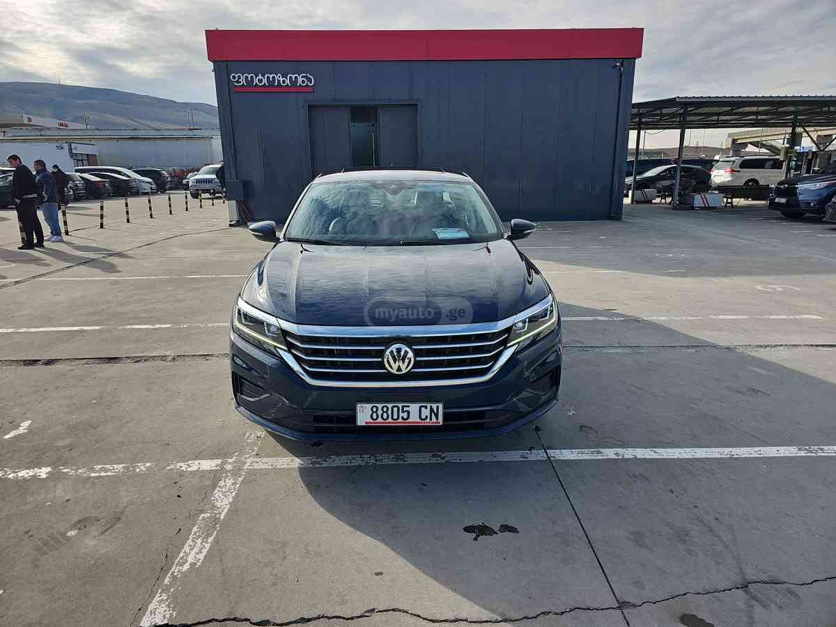 Volkswagen Passat 2021 — photo 2
