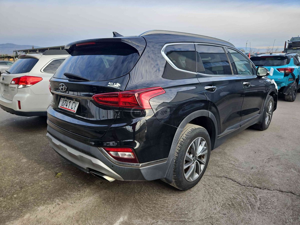 Hyundai Santa FE 2020 — photo 2