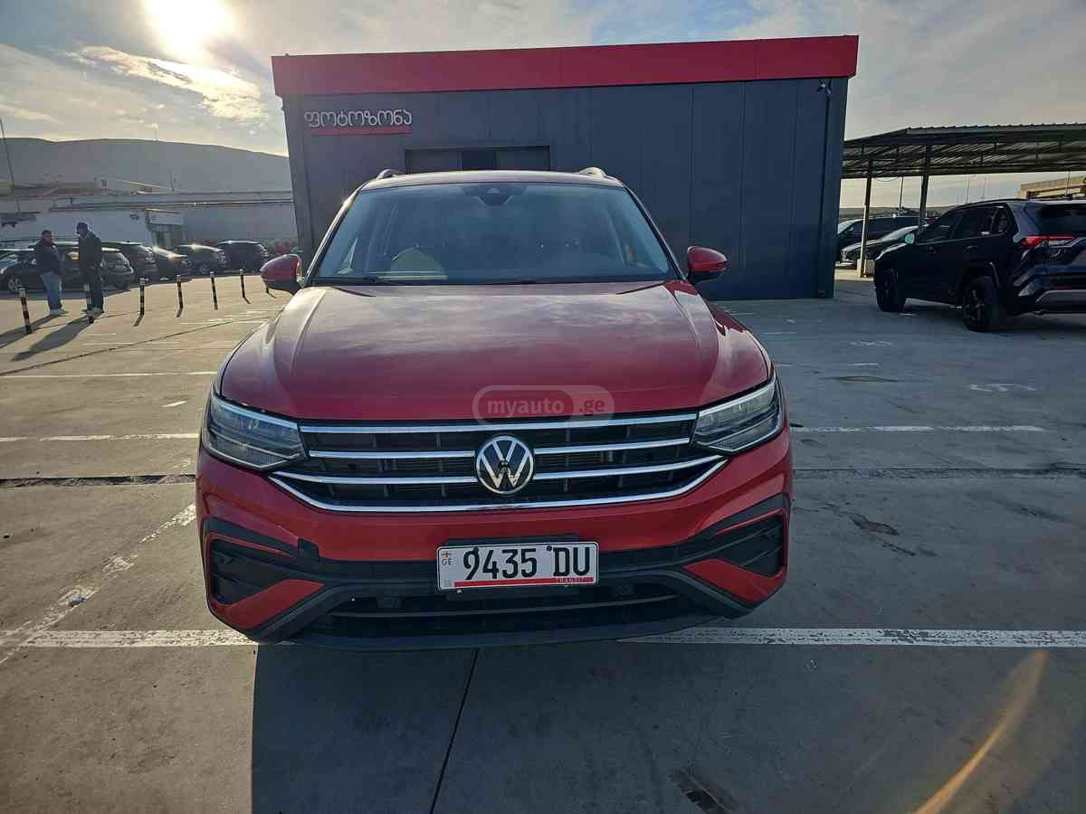 Volkswagen Tiguan 2022 — photo 2
