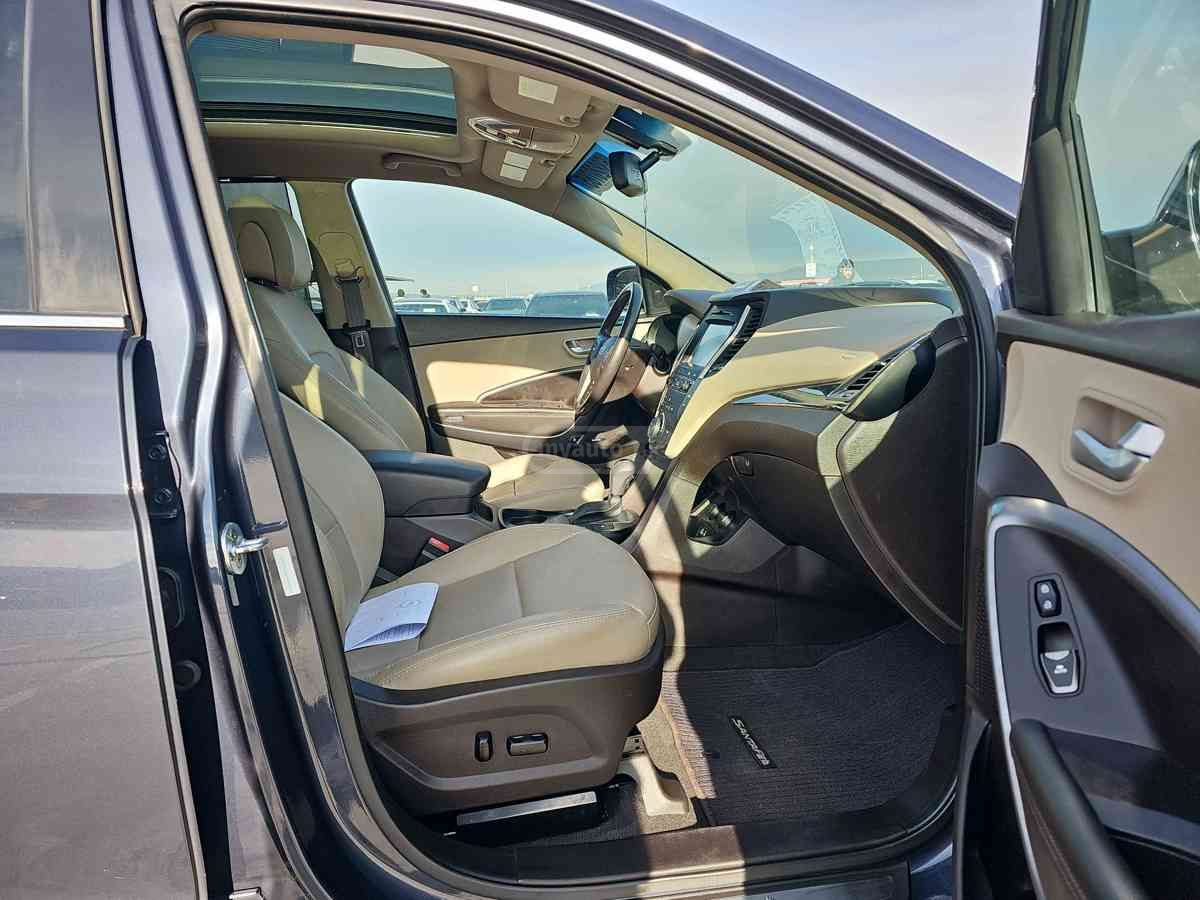 Hyundai Santa FE 2017 — photo 2