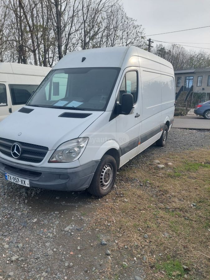 Mercedes-Benz 409 2012 — photo 2