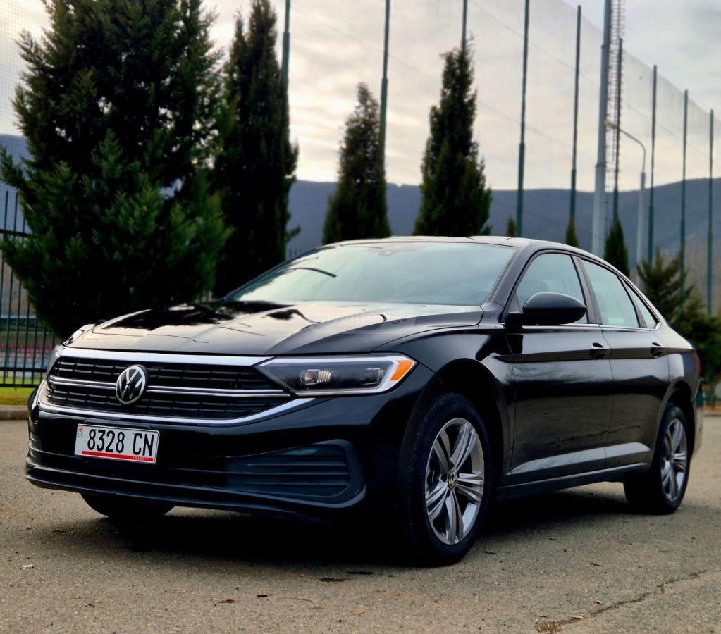 Volkswagen Jetta 2022 — photo 2