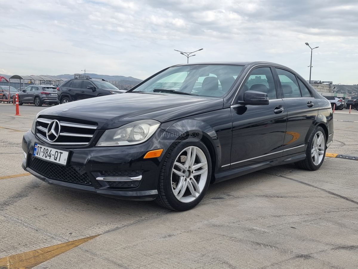 Mercedes-Benz C 250 2014 — photo 2