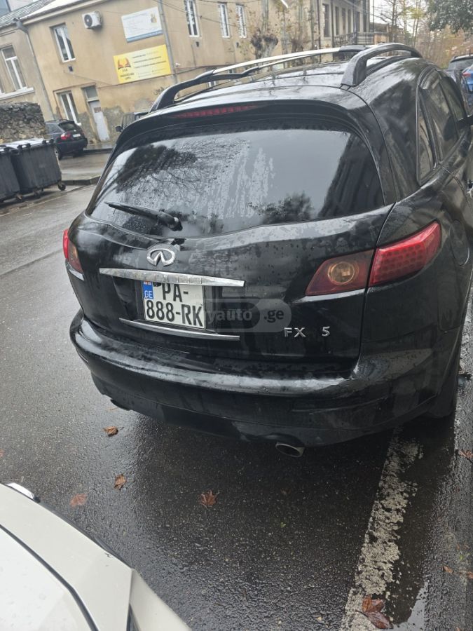 Infiniti FX35 2005 — photo 2