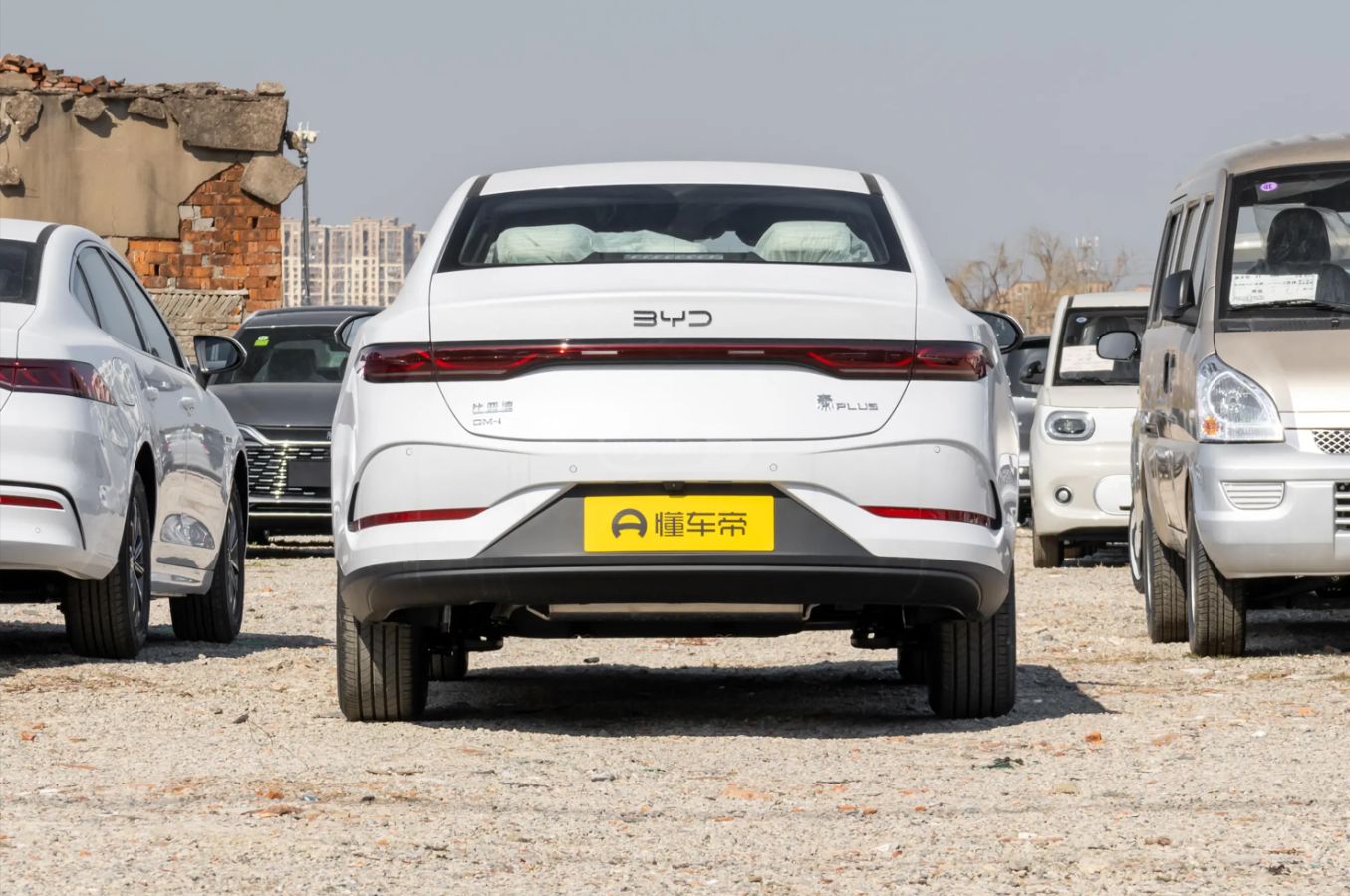 BYD Qin Plus 2025 — photo 2