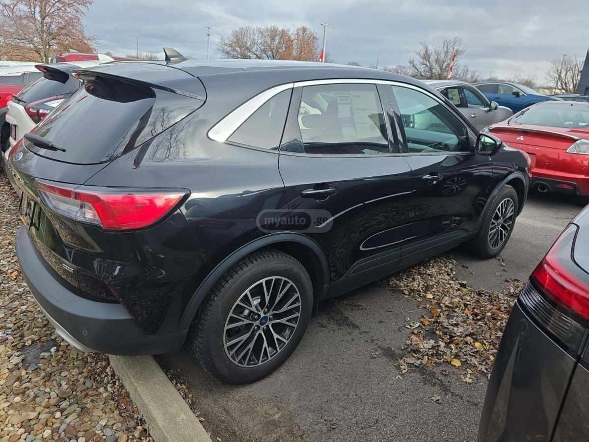 Ford Escape 2021 — photo 2