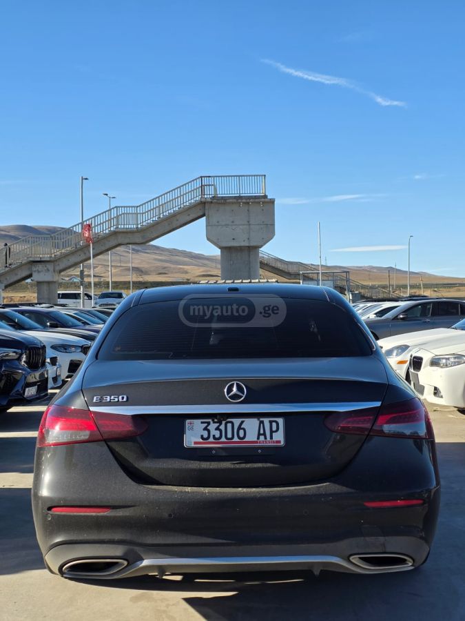 Mercedes-Benz E 350 2021 — photo 2