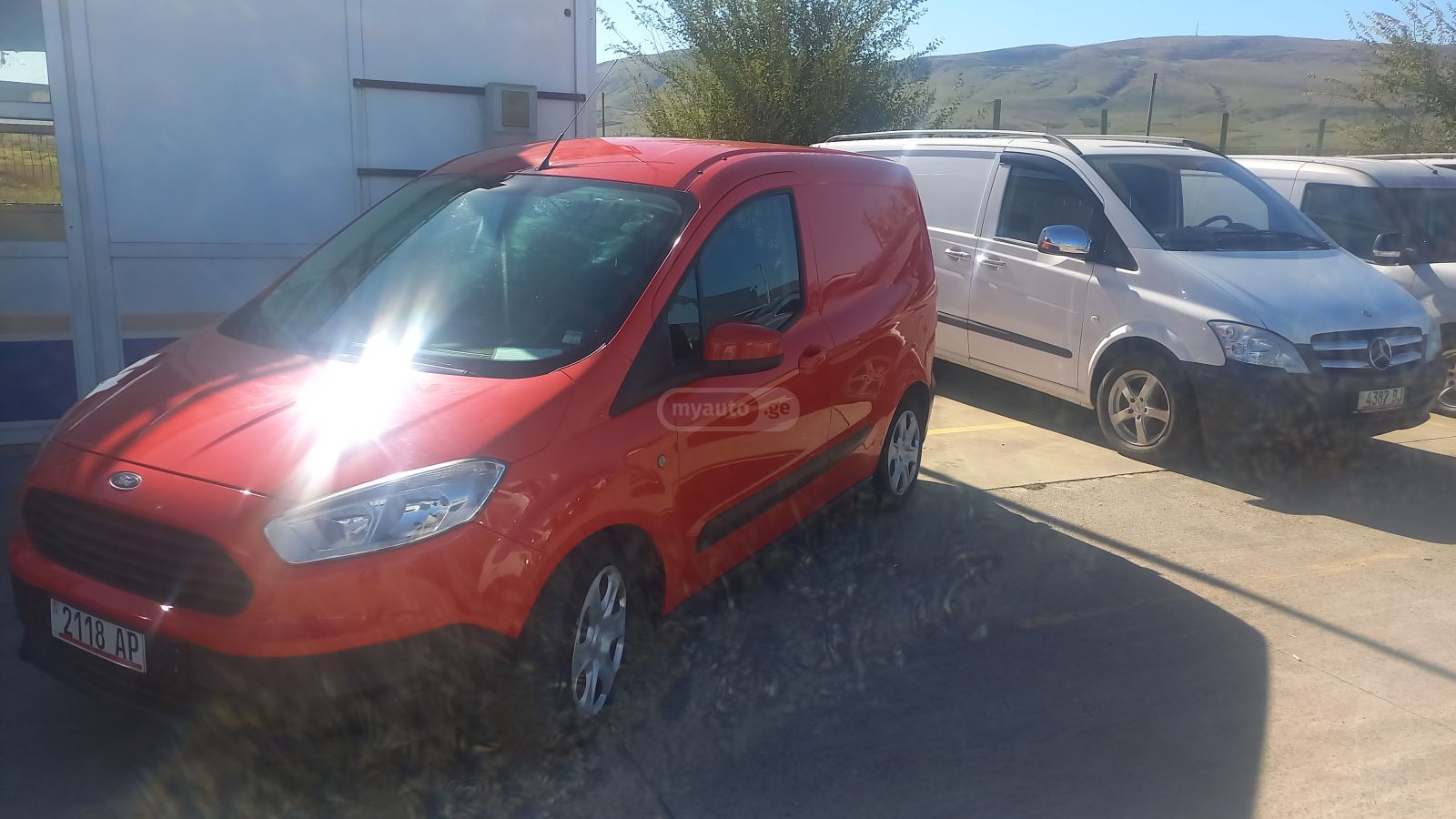 Ford Transit Courier 2014 — photo 2