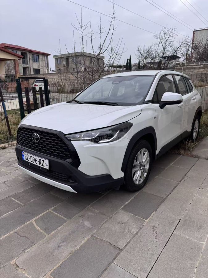 Toyota Corolla Cross 2025 — photo 2
