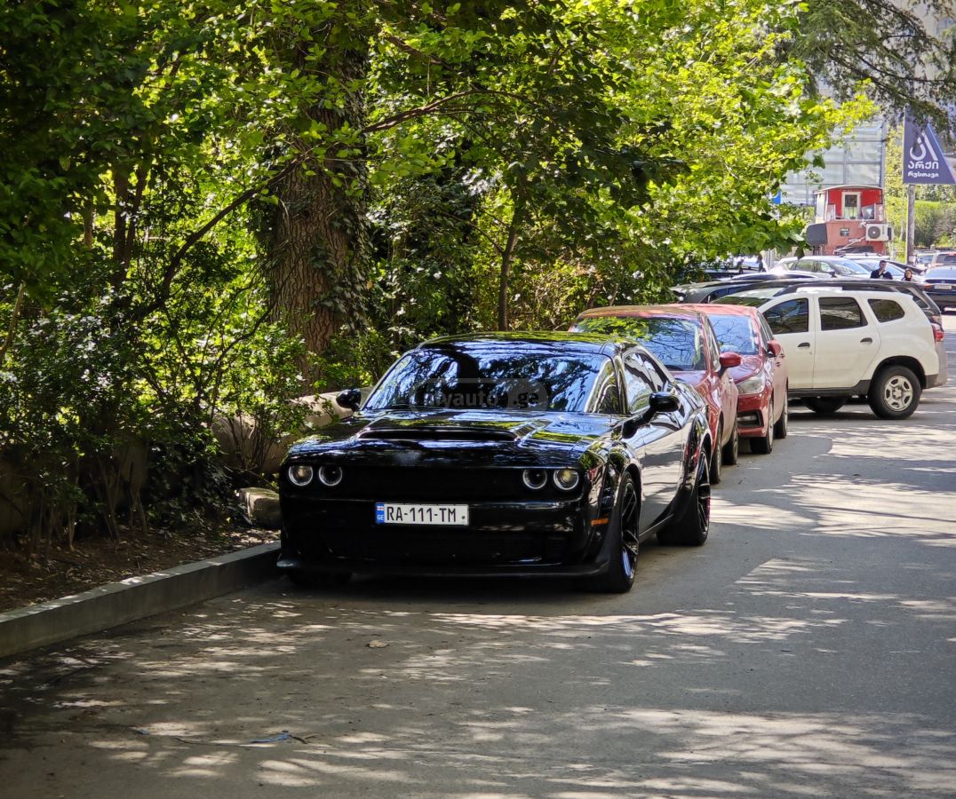 Dodge Challenger 2019 — photo 2
