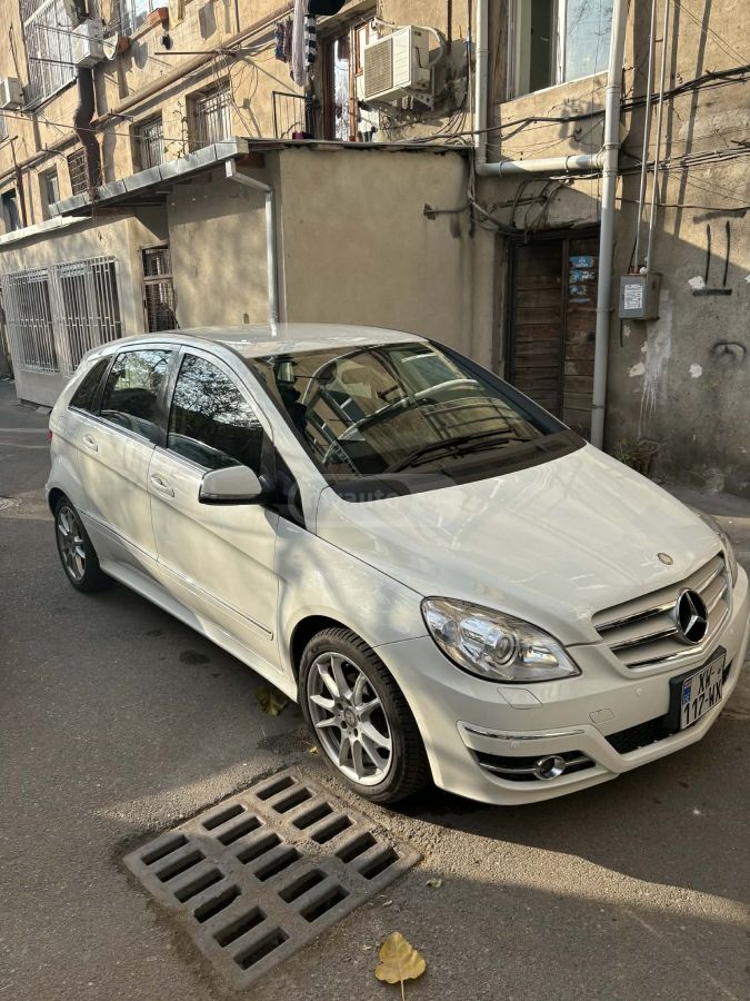 Mercedes-Benz B 170 2008 — photo 2