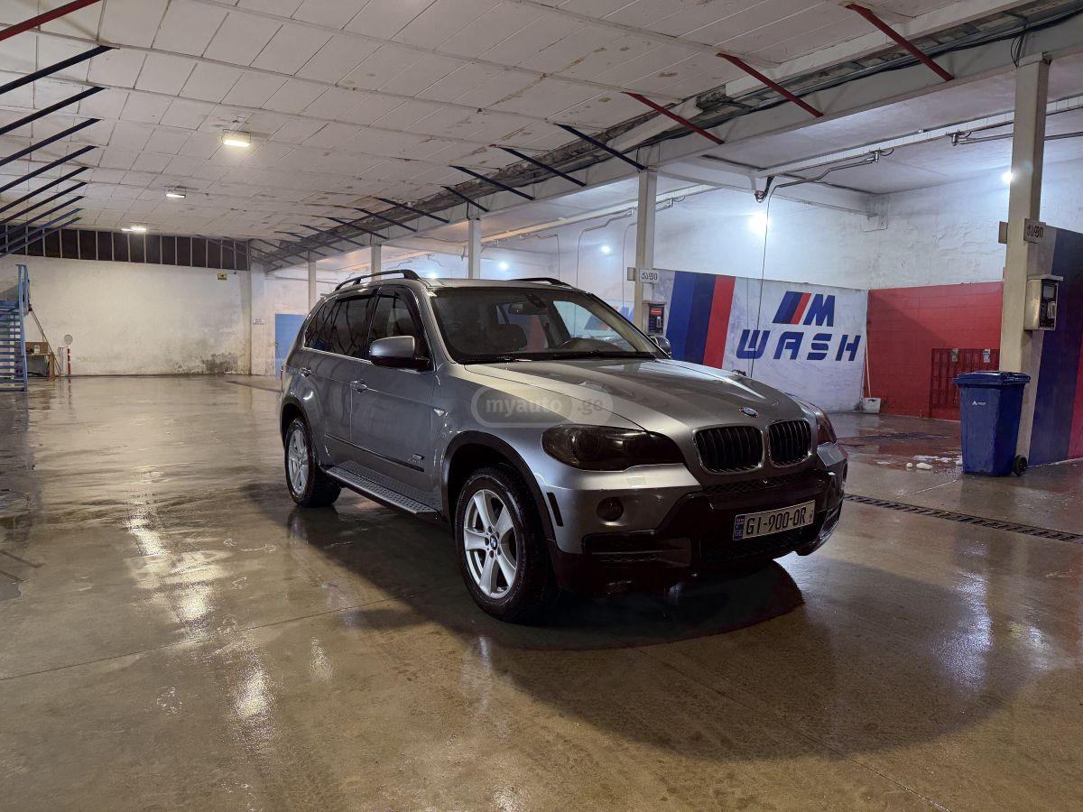 BMW X5 2008 — photo 2