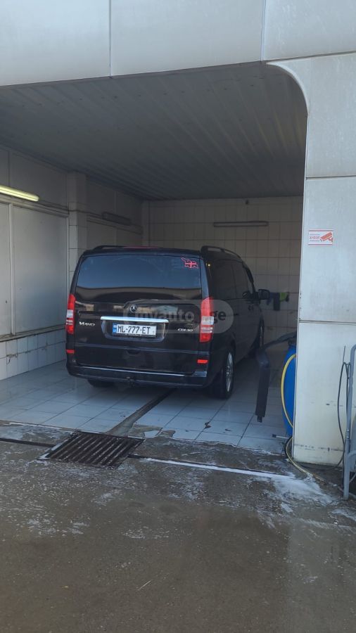 Mercedes-Benz Viano 2012 — photo 2