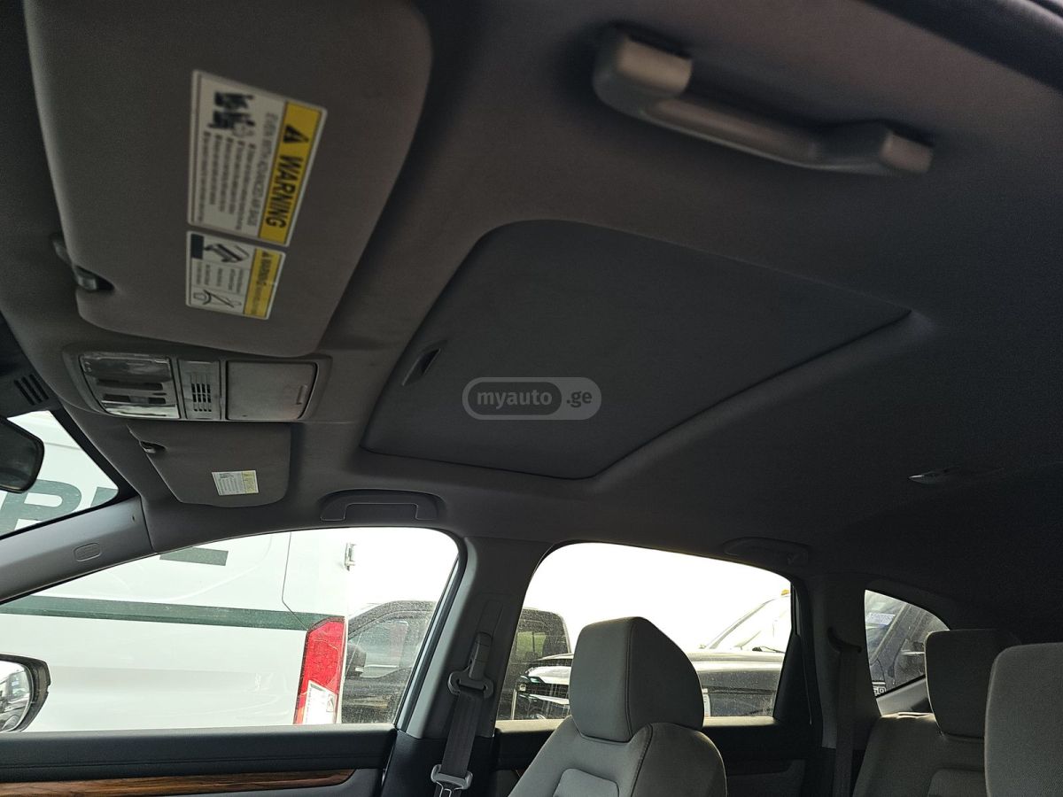 Honda CR-V 2019 — photo 2
