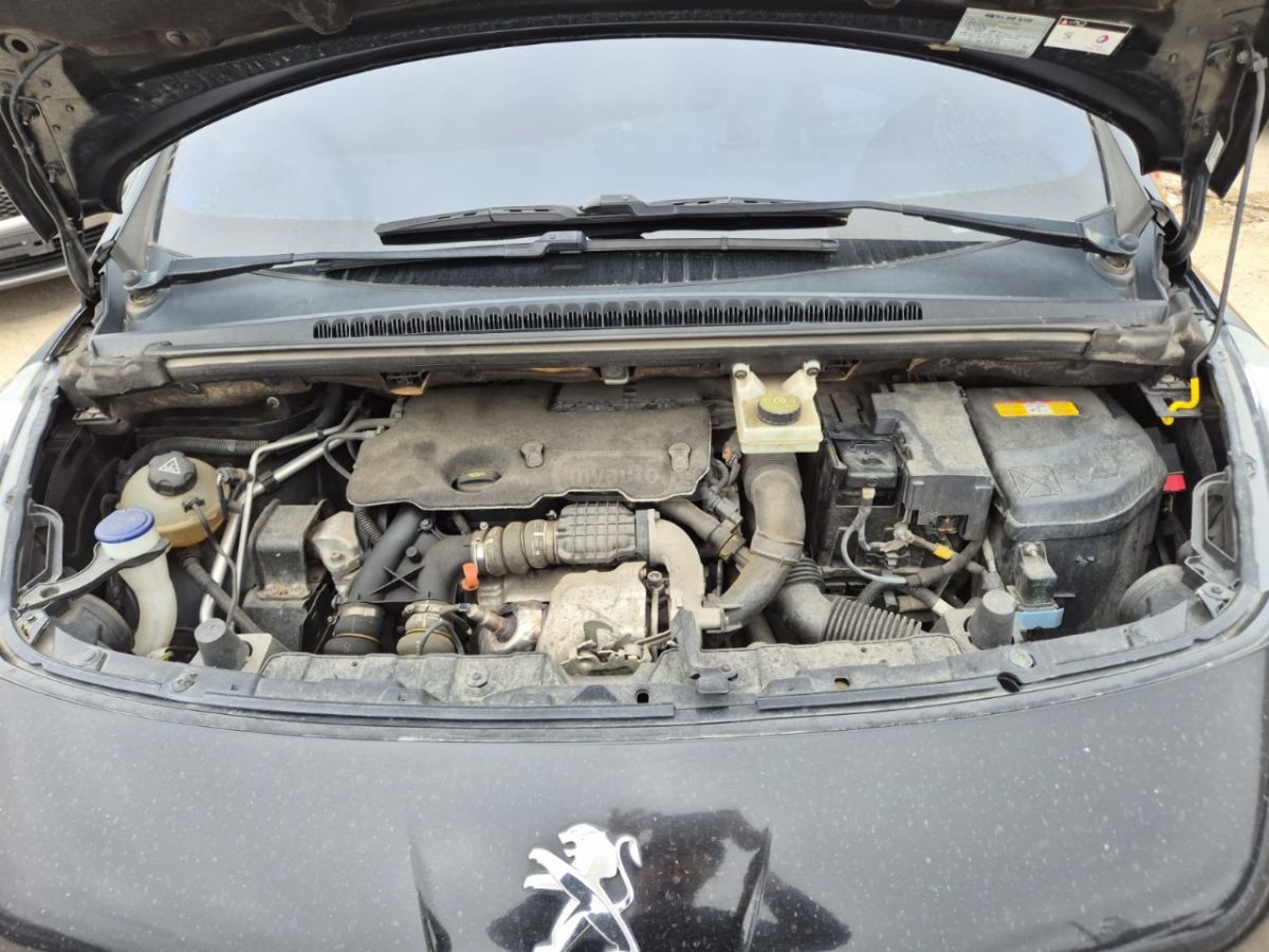 Peugeot 3008 2014 — photo 2