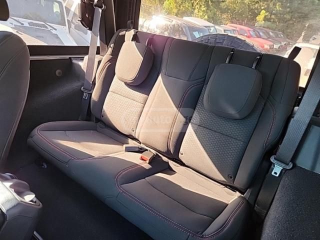 Jeep Wrangler 2021 — photo 2