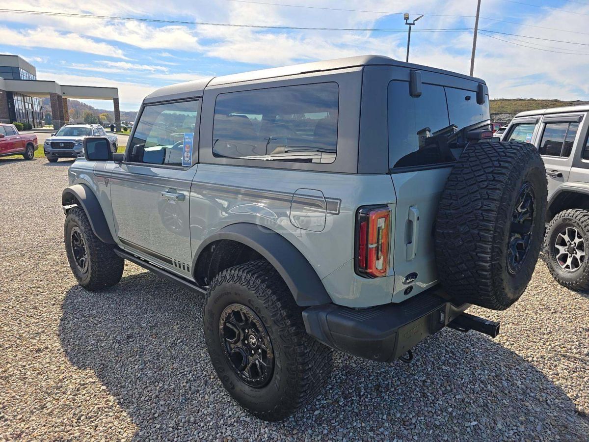 Ford Bronco 2021 — photo 2