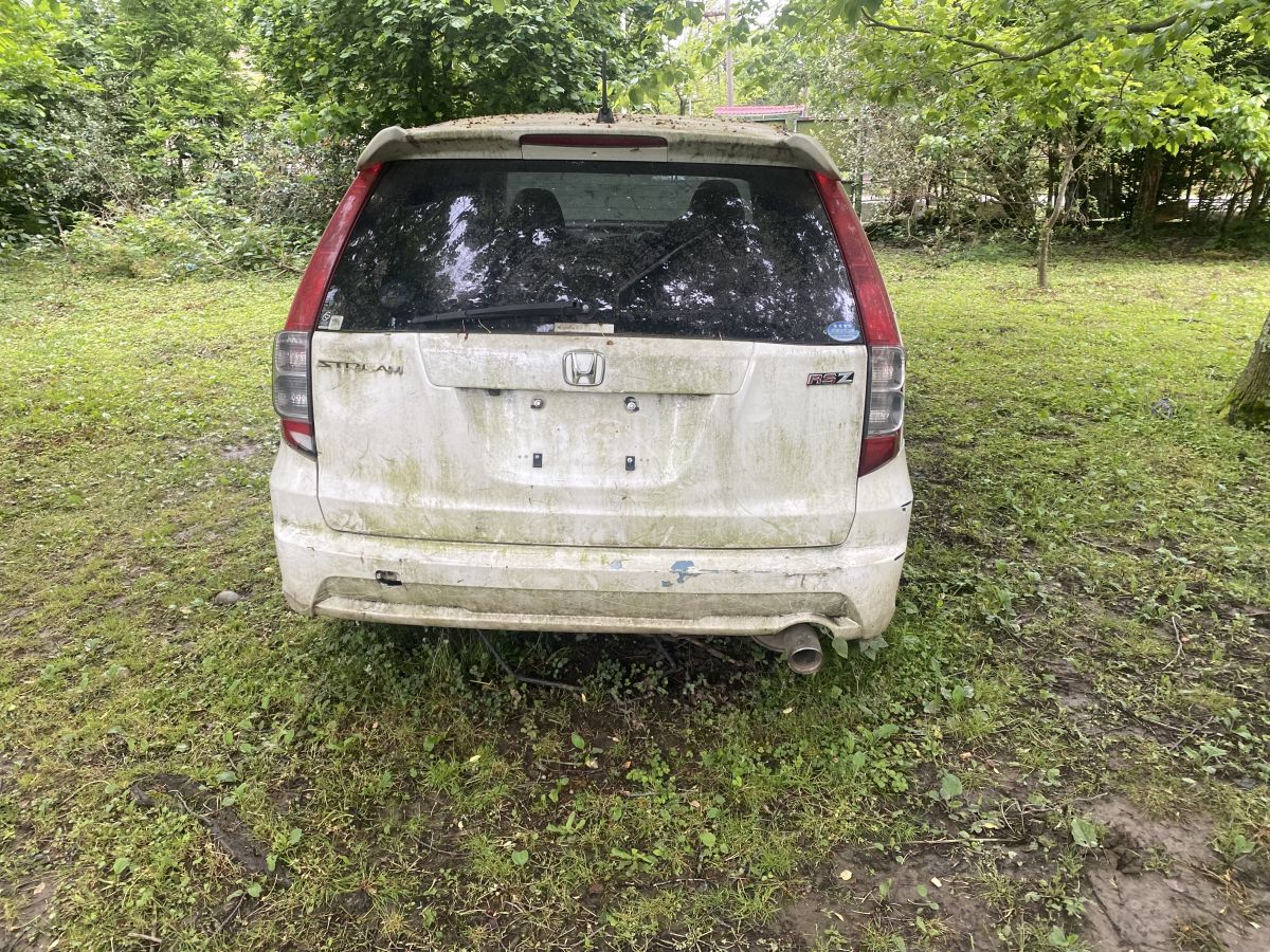 Honda Stream 2007 — photo 2