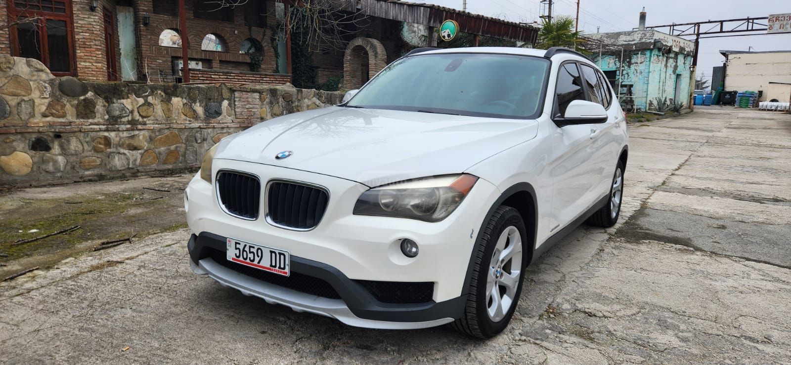 BMW X1 2015 — photo 2