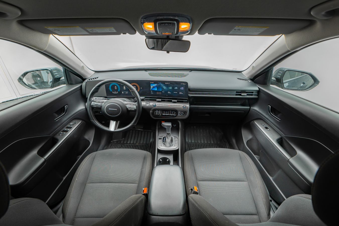 Hyundai kona 2025 — photo 2