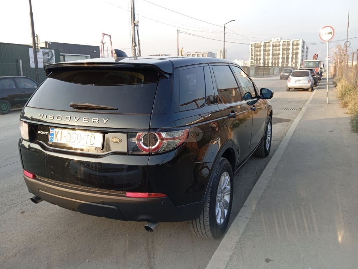Land Rover Discovery Sport 2016 — photo 2