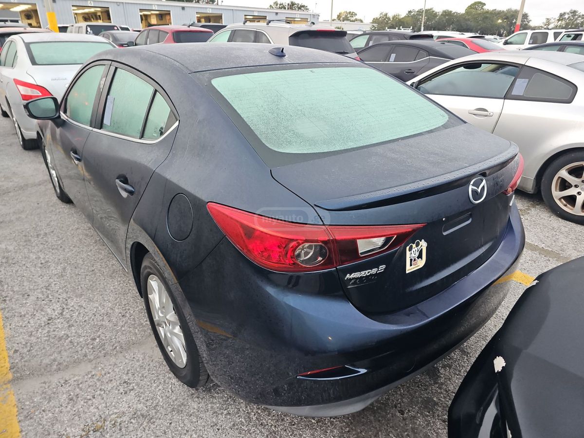 Mazda Mazda3 2015 — photo 2