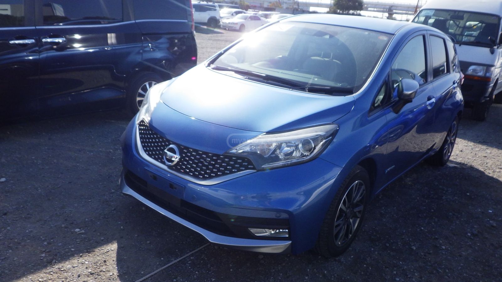 Nissan Note 2017 — photo 2
