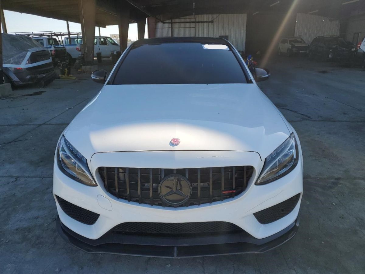Mercedes-Benz C 43 AMG 2018 — photo 2