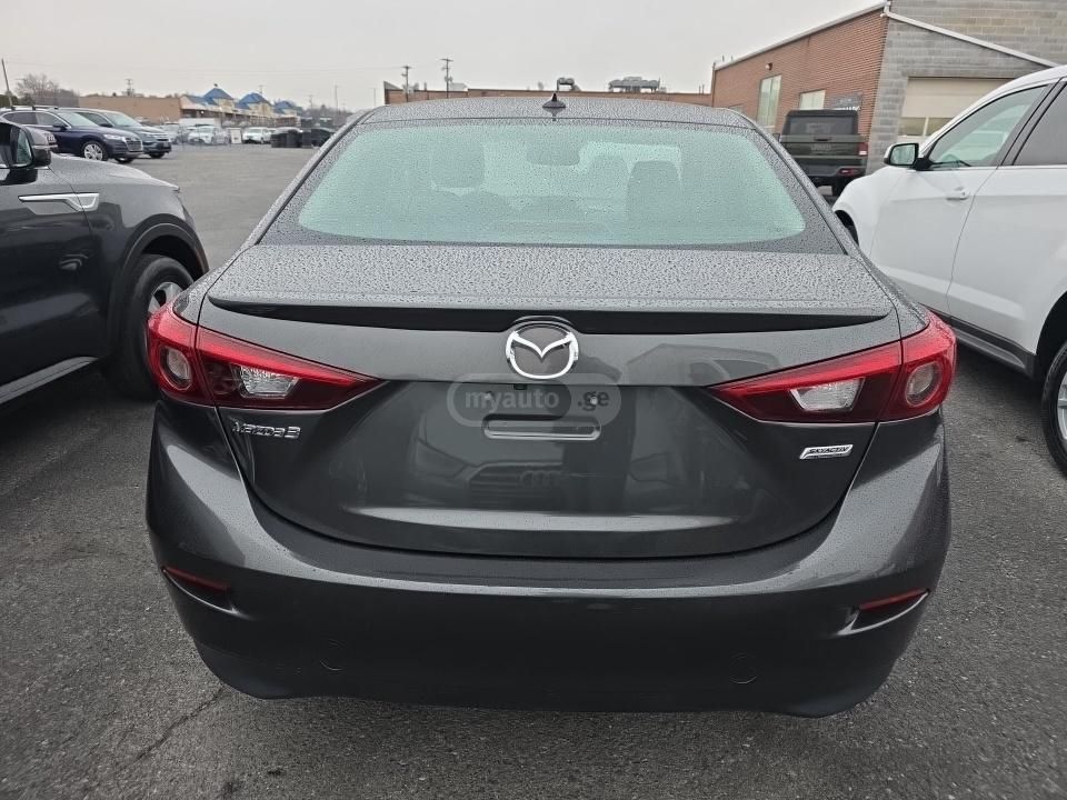 Mazda Mazda3 2017 — photo 2
