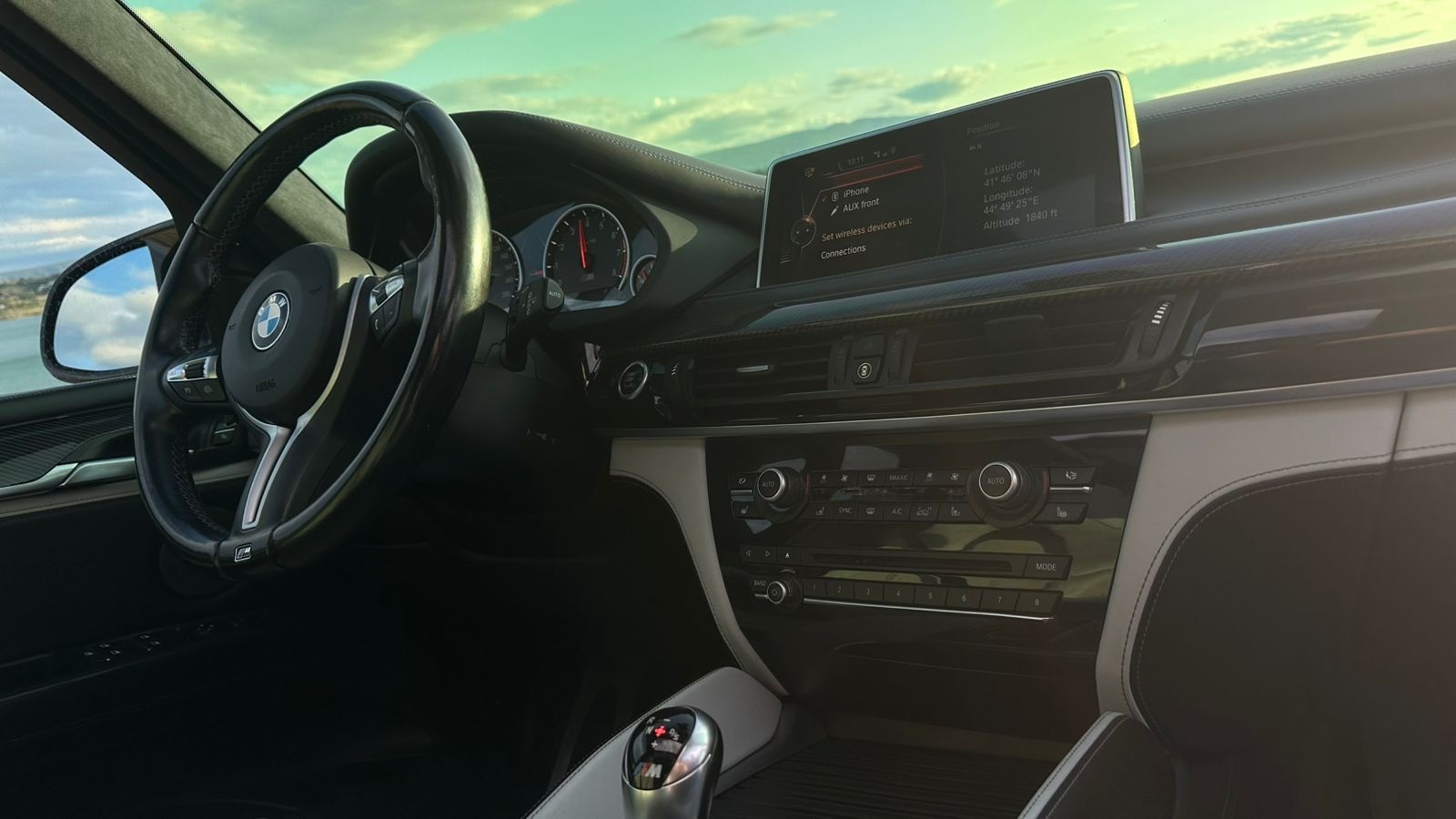BMW X5 2015 — photo 2