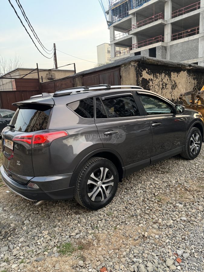 Toyota RAV4 2015 — photo 2