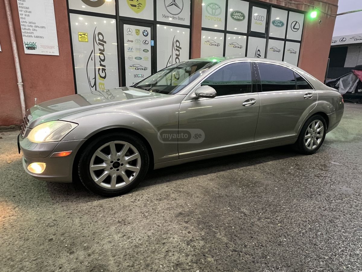 Mercedes-Benz S 550 2007 — photo 2