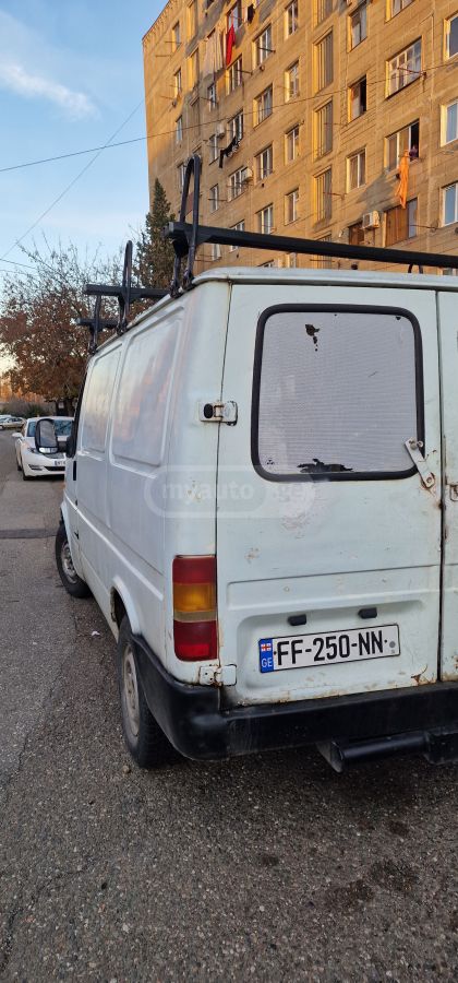 Ford Transit 1995 — photo 2